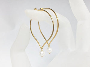 Pearl Golden Hoop Ear Wires - MiShelli